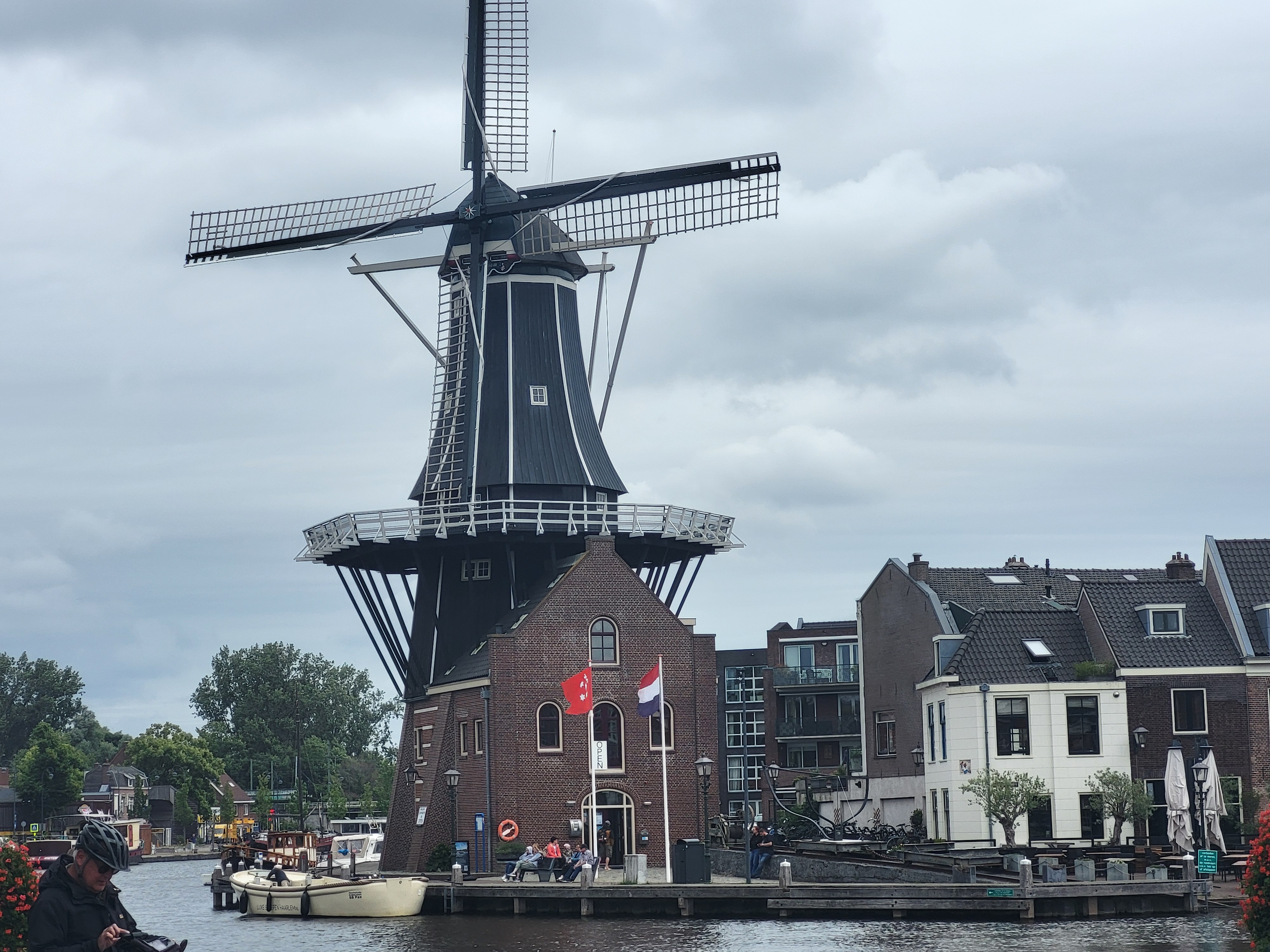 Windmill, Canals & Golden Streets – Exploring Haarlem {Netherlands}
